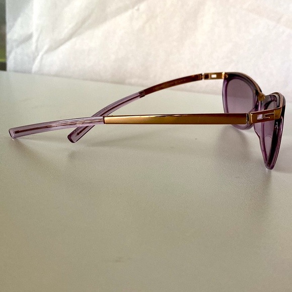 EUC Authentic Gucci Sunglasses - Picture 3 of 7
